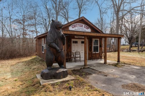 29 E Haddam Rd, Salem, CT, 06420-3902 | Card Image