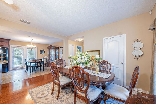 Dining Area | Image 7