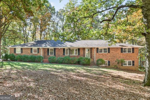 808 Lakeshore Dr, winder, GA, 30680-1670 | Card Image