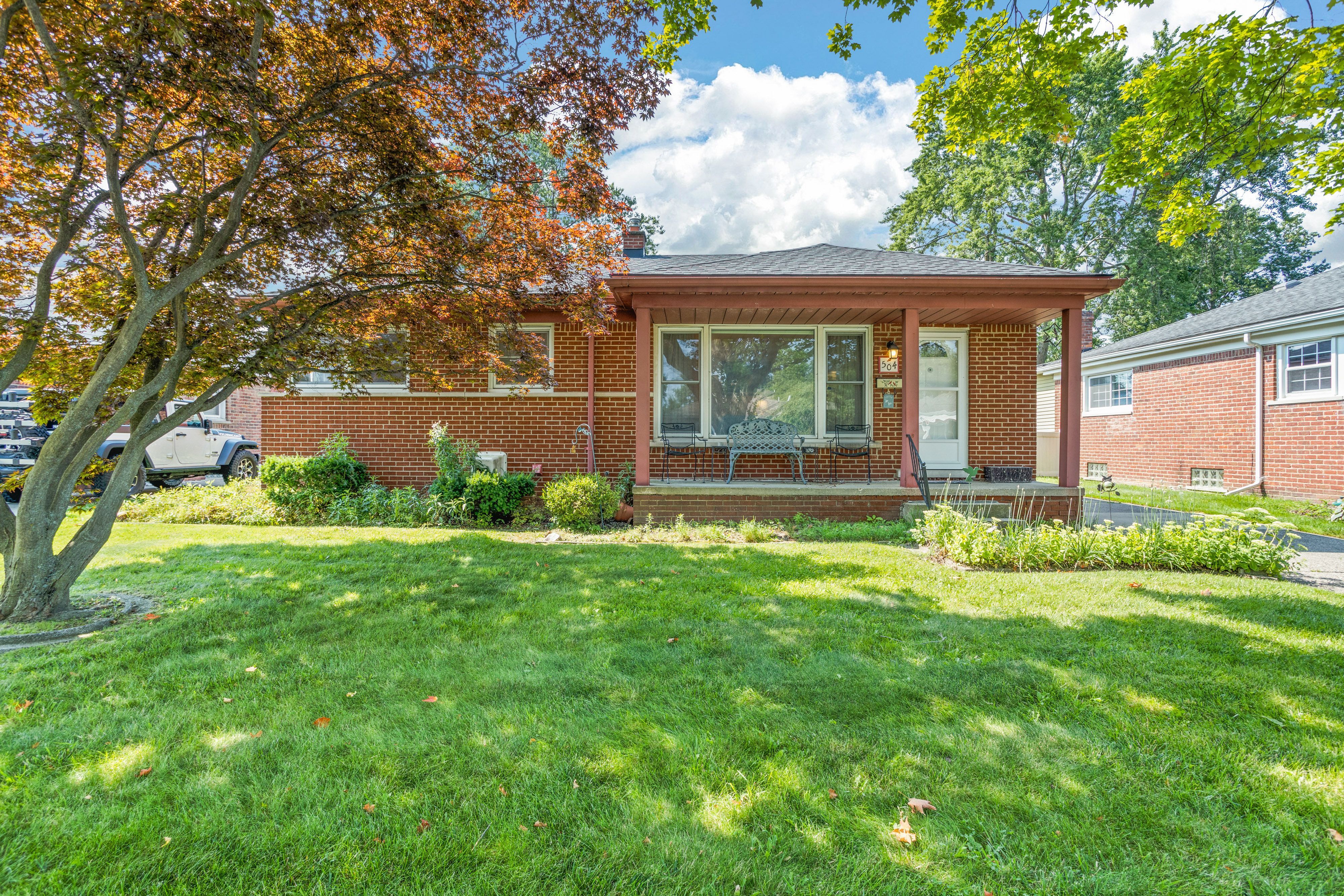 LA Salle Ave, Royal Oak, MI 48073