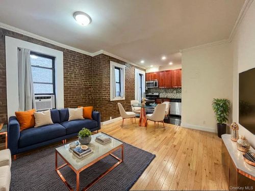 c3-2106 35th St, Astoria, NY, 11105-2132 | Card Image