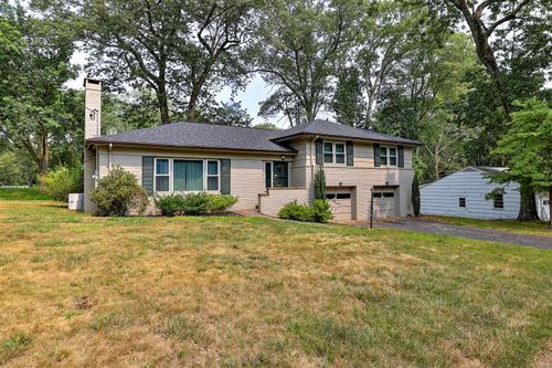 23 Whittier Rd, New Haven, CT, 06515-2437 | Card Image