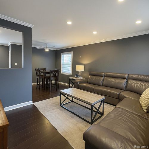 28824 Bohn St, Roseville, MI, 48066-2491 | Card Image