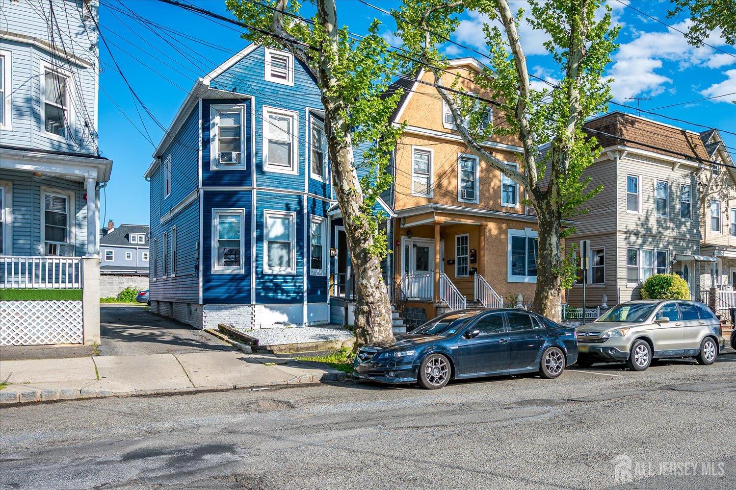 Residential Income in Perth Amboy 4