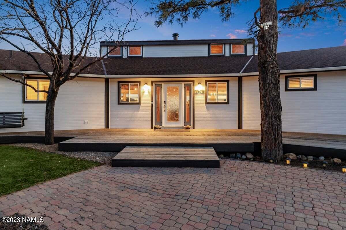 Silver Saddle Rd, Flagstaff, AZ 86004