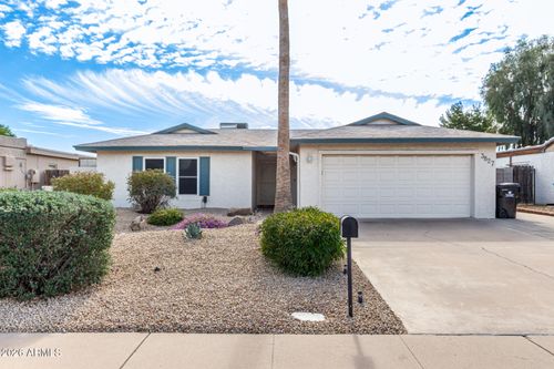 3827 E Larkspur Dr, Phoenix, AZ, 85032-7345 | Card Image