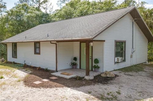 1063 Debbie Ln, LABELLE, FL, 33935 | Card Image