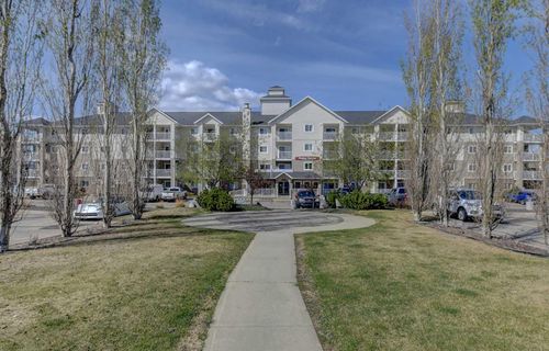 203-11230 104 Ave, Grande Prairie, AB, T8V0P3 | Card Image