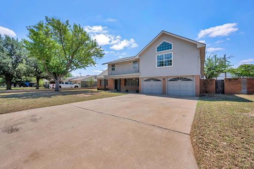 3213 Sentinel Dr, Midland, TX, 79701-3876 | Card Image
