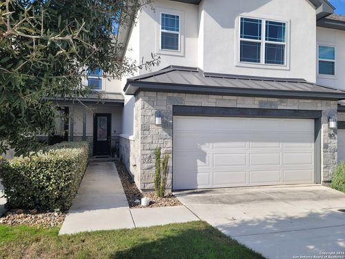 155 Magnolia Cir, Boerne, TX, 78006-7053 | Card Image