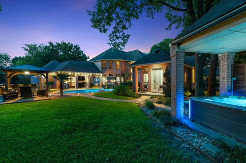 7208 Riverbrook Ct, Arlington, TX, 76001-6793 | Card Image