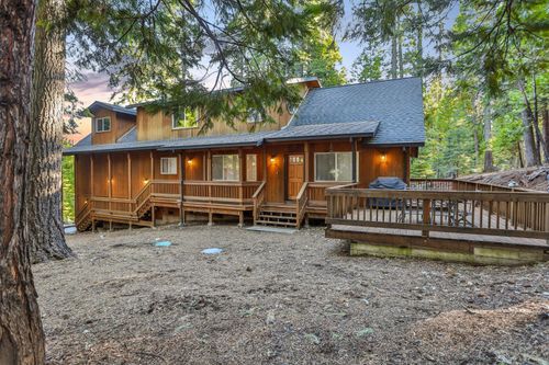 2883 Chinook Way, Arnold, CA, 95223-9486 | Card Image