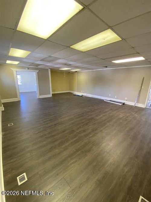 10695 Beach Boulevard, Jacksonville, FL, 32246 | Card Image