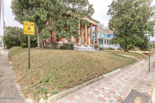 904 Orange Ter, Macon, GA, 31201-2133 | Card Image