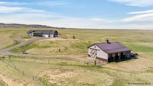730 N Table Mountain Loop, Cheyenne, WY, 82009-7418 | Card Image