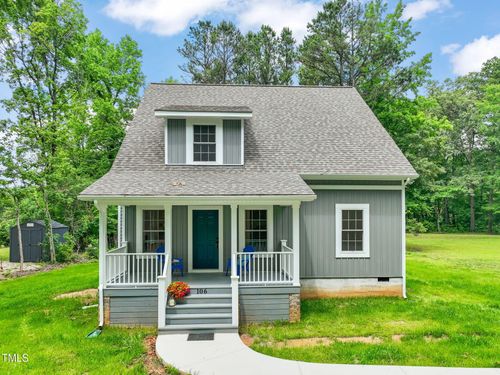 106 Franklin St, Clarksville, VA, 23927-9163 | Card Image
