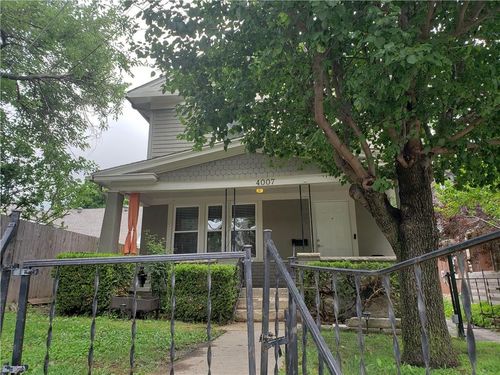 4007 Clark Ave, Kansas City, MO, 64111-4019 | Card Image