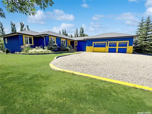 30 W Park Dr, Battleford, SK, S0M0E0 | Card Image