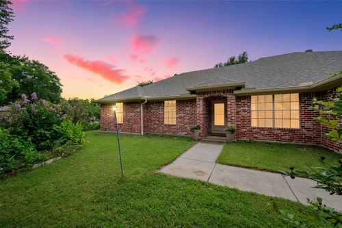 3301 Sycamore Dr, Flower Mound, TX, 75028-3952 | Card Image