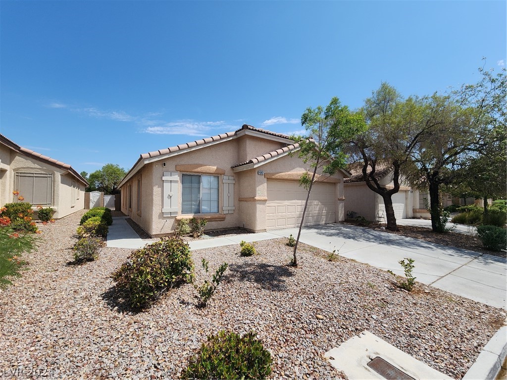 Volutsia Ave, Wichita, KS 67211