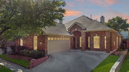 8209 Lonesome Spur Trl, Mckinney, TX, 75070-2609 | Card Image
