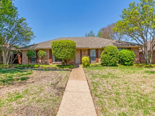 2409 Acacia St, Richardson, TX, 75082-3319 | Card Image