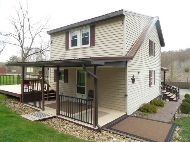 Rear porch | Image 14