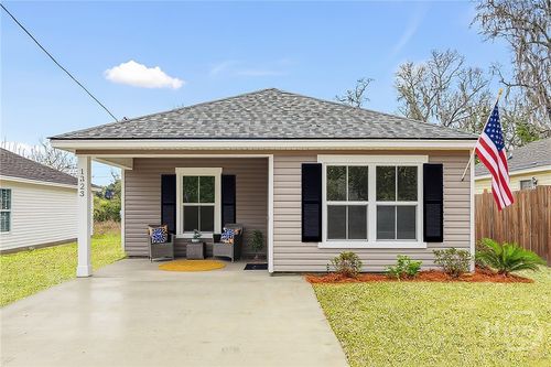 1323 E 69th St, savannah, GA, 31404-5723 | Card Image