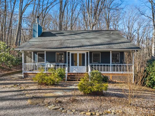 52 Treanors Pl, Maggie Valley, NC, 28751-8819 | Card Image