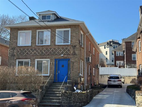 578 E 3rd St, Mount Vernon, NY, 10553-1802 | Card Image