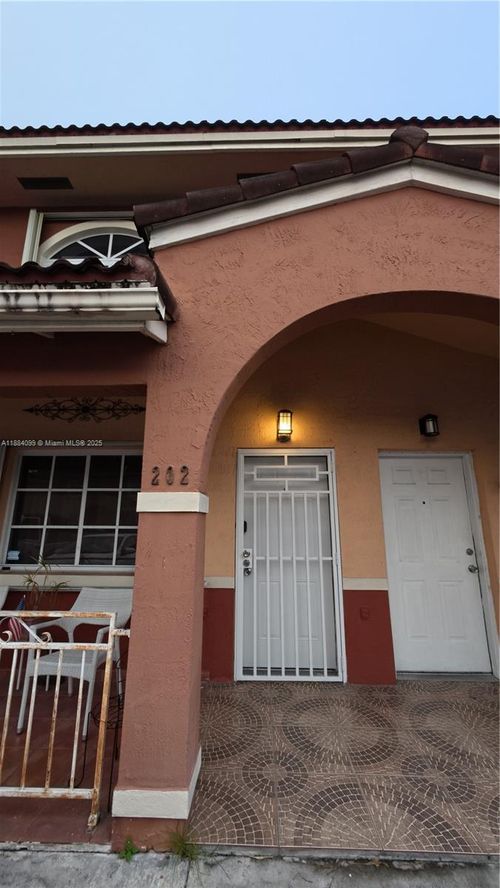 unit-202-6873 W 36th Ave, Hialeah, FL, 33018-2985 | Card Image