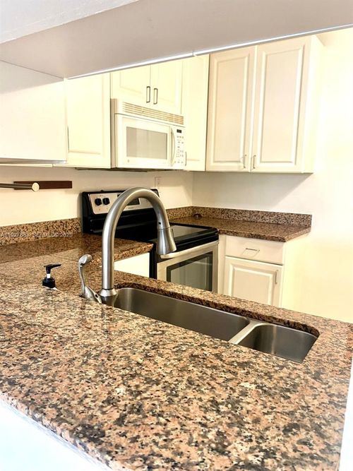 apt-1302-1800 N Lauderdale Ave, North Lauderdale, FL, 33068-4203 | Card Image