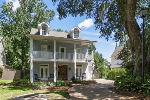 647 Chancey Ln, Tallahassee, FL, 32308-6935 | Card Image