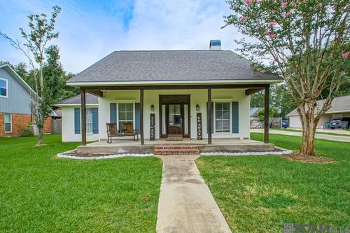 5723 Sophie Anne Dr, Zachary, LA, 70791-2639 | Card Image