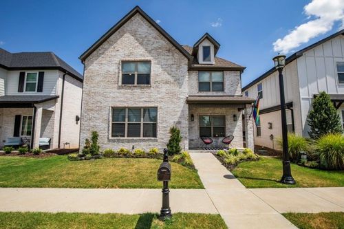 5213 S Brookhaven St, Rogers, AR, 72758-8339 | Card Image