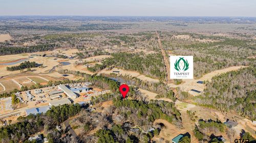 905 Linda, Gladewater, TX, 75647-9332 | Card Image