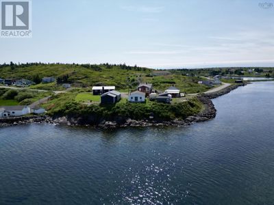 276 Southside Petit De Grat Rd, House other with 3 bedrooms, 2 bathrooms and null parking in Alderney Point NS | Image 2