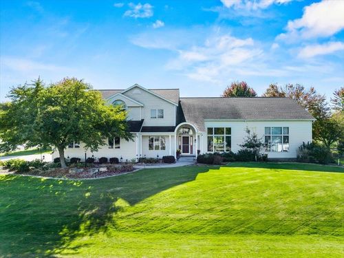 2112 W 3rd St, Marshfield, WI, 54449-3375 | Card Image