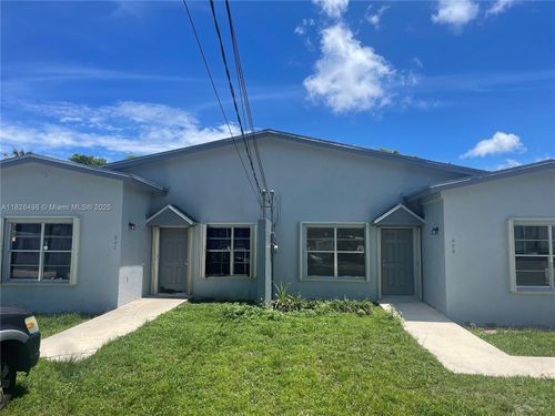 2-907 Sw 8th St, Hallandale Beach, FL, 33009-6831 | Card Image