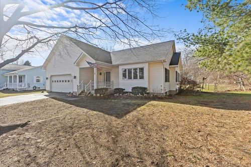 1 Pine Grove Ter, Winooski, VT, 05404-1200 | Card Image