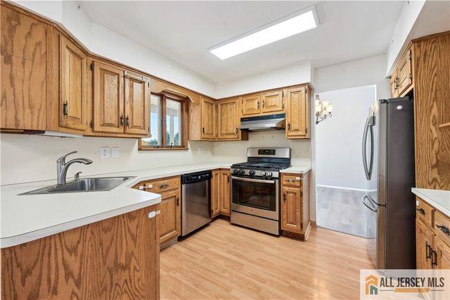 4 Barkley Ct, House other with 4 bedrooms, 3 bathrooms and null parking in MONMOUTH JUNCTION NJ | Image 11