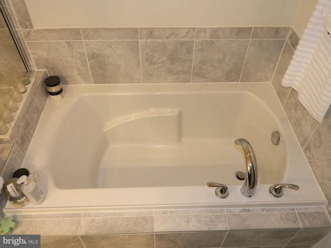 517 Pebblebrook Ln, Townhouse with 3 bedrooms, 4 bathrooms and null parking in GLEN BURNIE MD | Image 21
