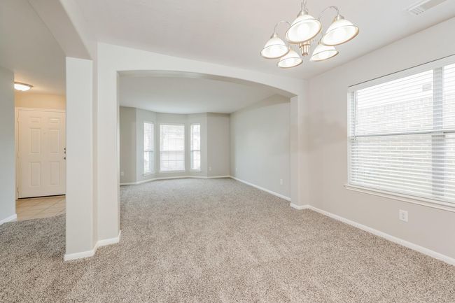 8319 Loetsch Ridge Way, House other with 4 bedrooms, 3 bathrooms and 2 parking in Spring TX | Image 6