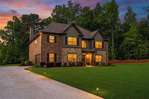 3 Westwood Lake Dr, Newnan, GA, 30263-4692 | Card Image