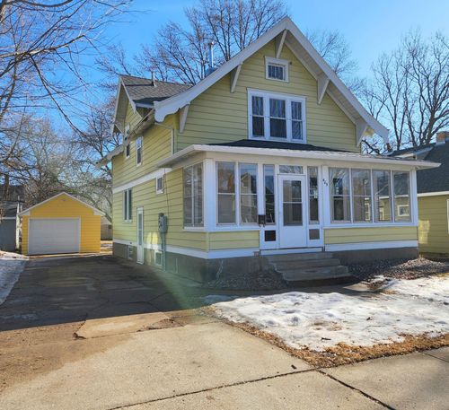 405 Ann St, Willmar, MN, 56201-4335 | Card Image