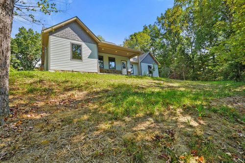 123 Ridgeway Dr, Nashville, IN, 47448-8131 | Card Image