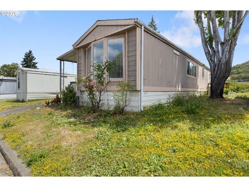 56 Manor Loop, Roseburg, OR, 97471-7018 | Card Image