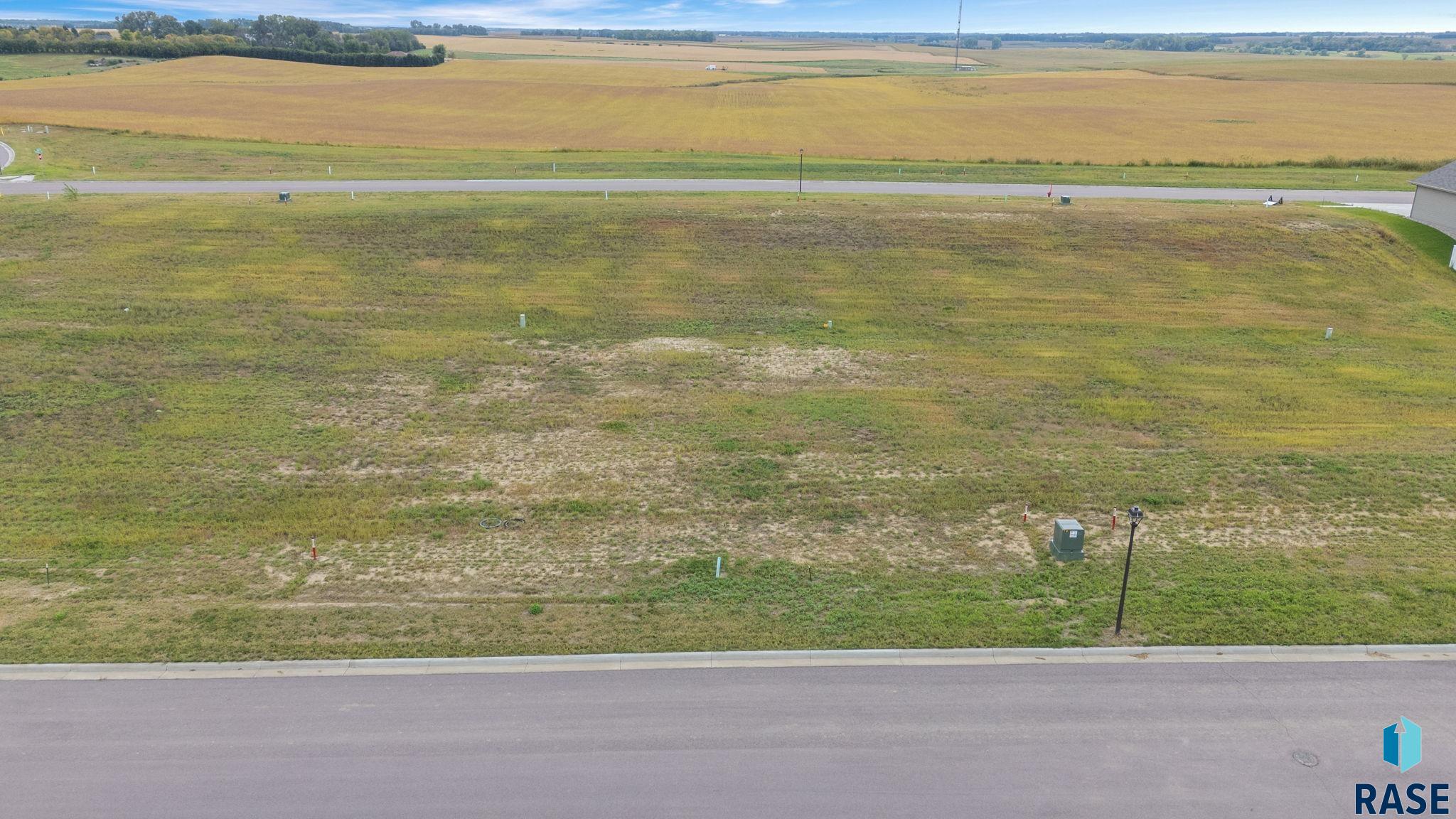 Land in Crooks
