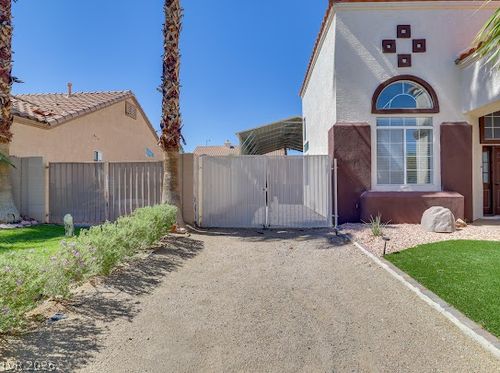 609 Pimlico Dr, Henderson, NV, 89015-8585 | Card Image