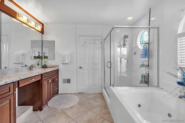 Primary Bath/Spa | Image 27